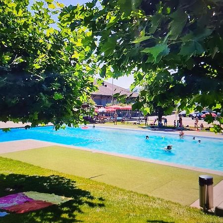 Familiy & Kids Suite Im Herzen Der Schweiz Dietwil Buitenkant foto