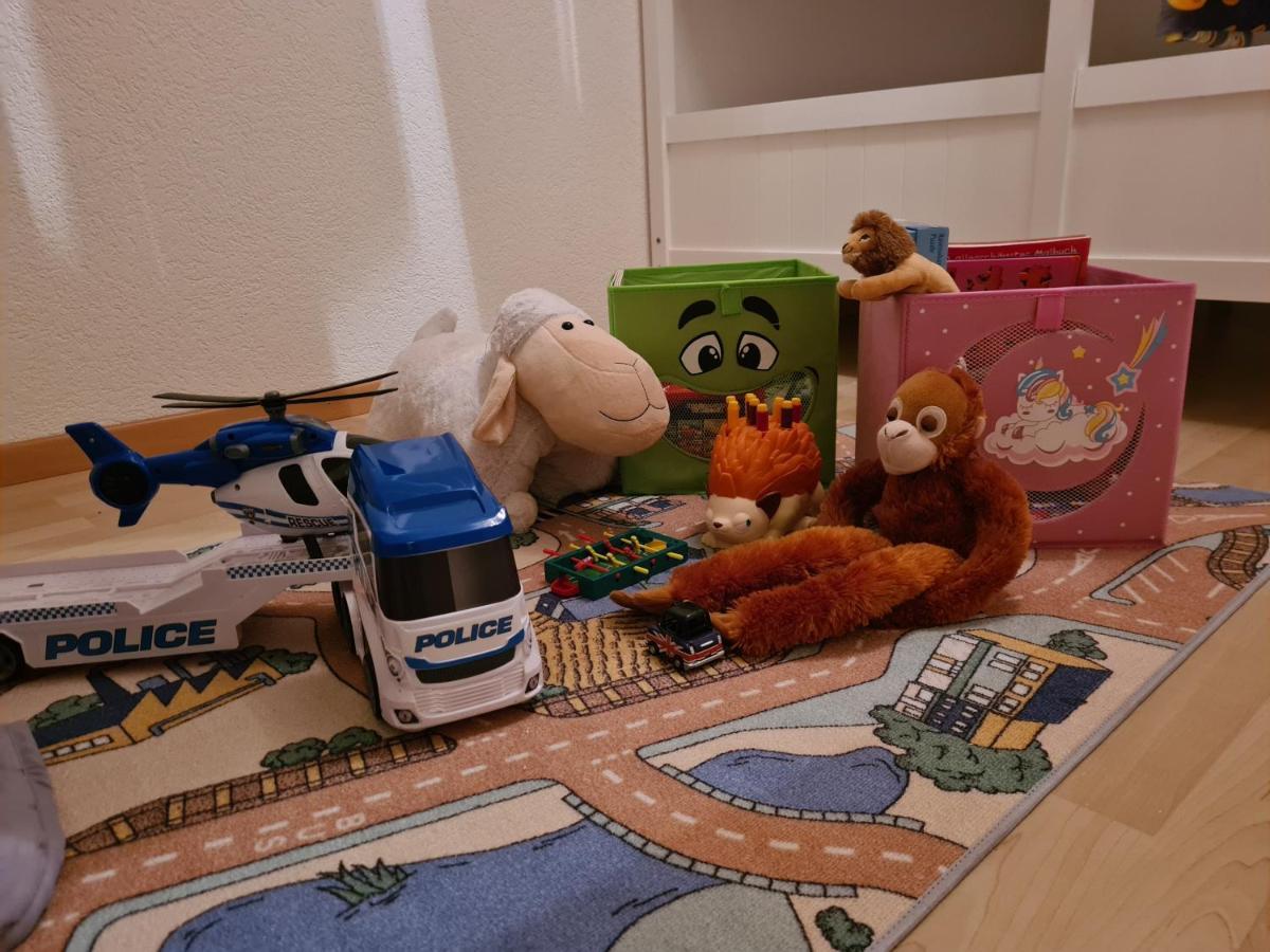 Familiy & Kids Suite Im Herzen Der Schweiz Dietwil Buitenkant foto